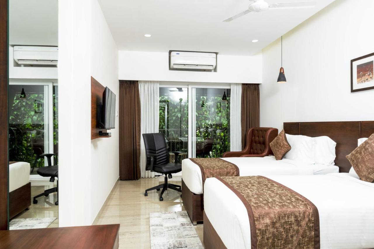 Kochi The Runway Hotel מראה חיצוני תמונה