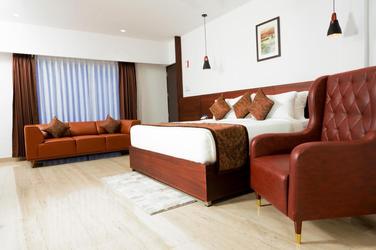 Kochi The Runway Hotel מראה חיצוני תמונה